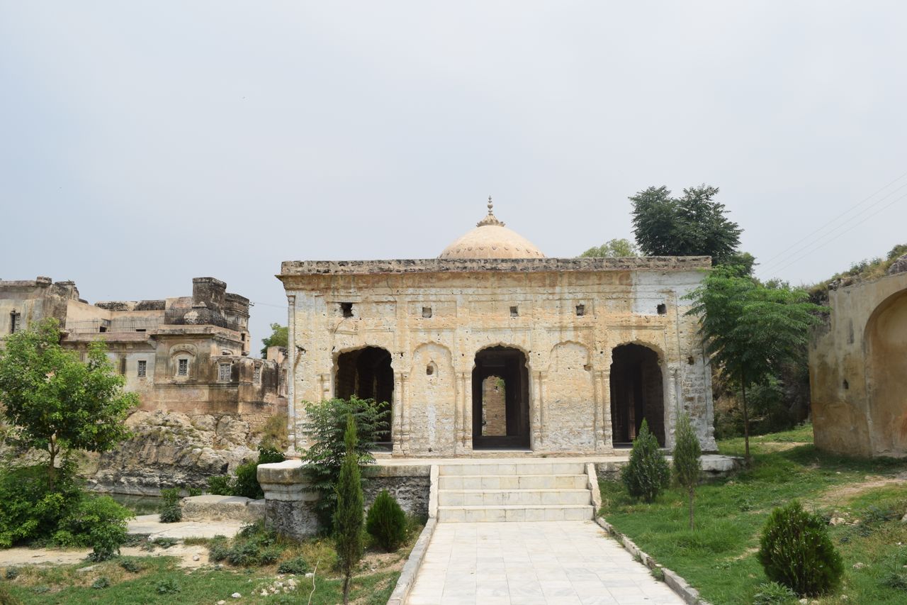 Explore the historic Katas Raj Temples in Pakistan, showcasing ancient architecture and cultural heritage.